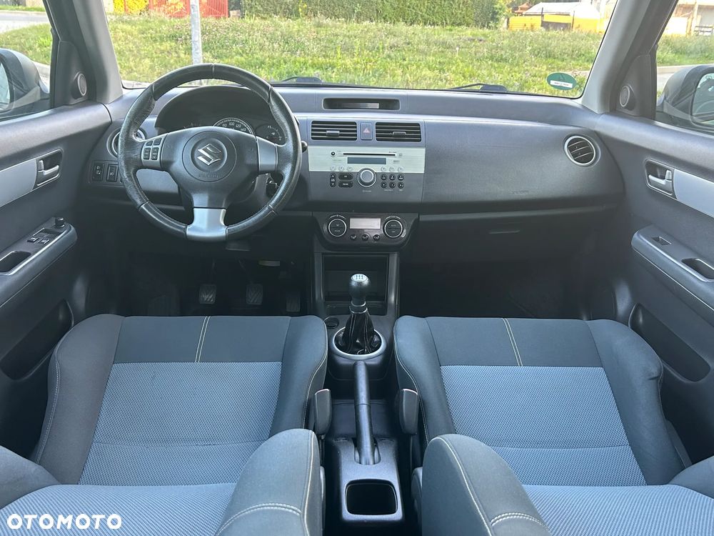 Suzuki Swift 1.3 Comfort+ - 24