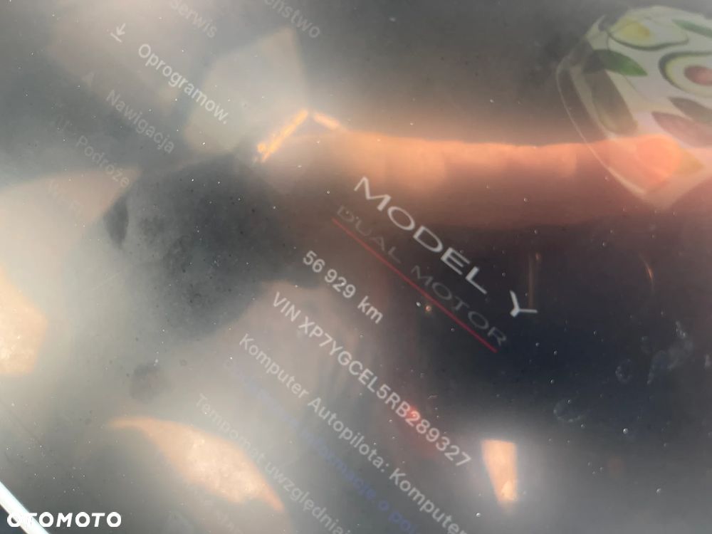 Tesla Model Y Long Range Dual Motor AWD - 13