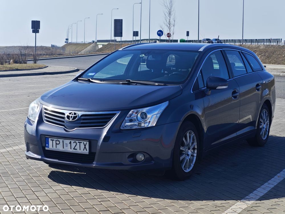 Toyota Avensis 2.0 D-4D Sol plus+NAVI - 6