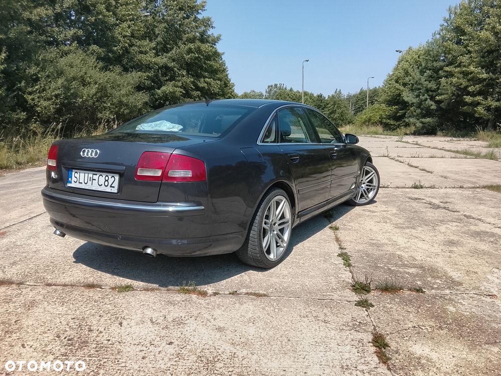 Audi A8 - 3