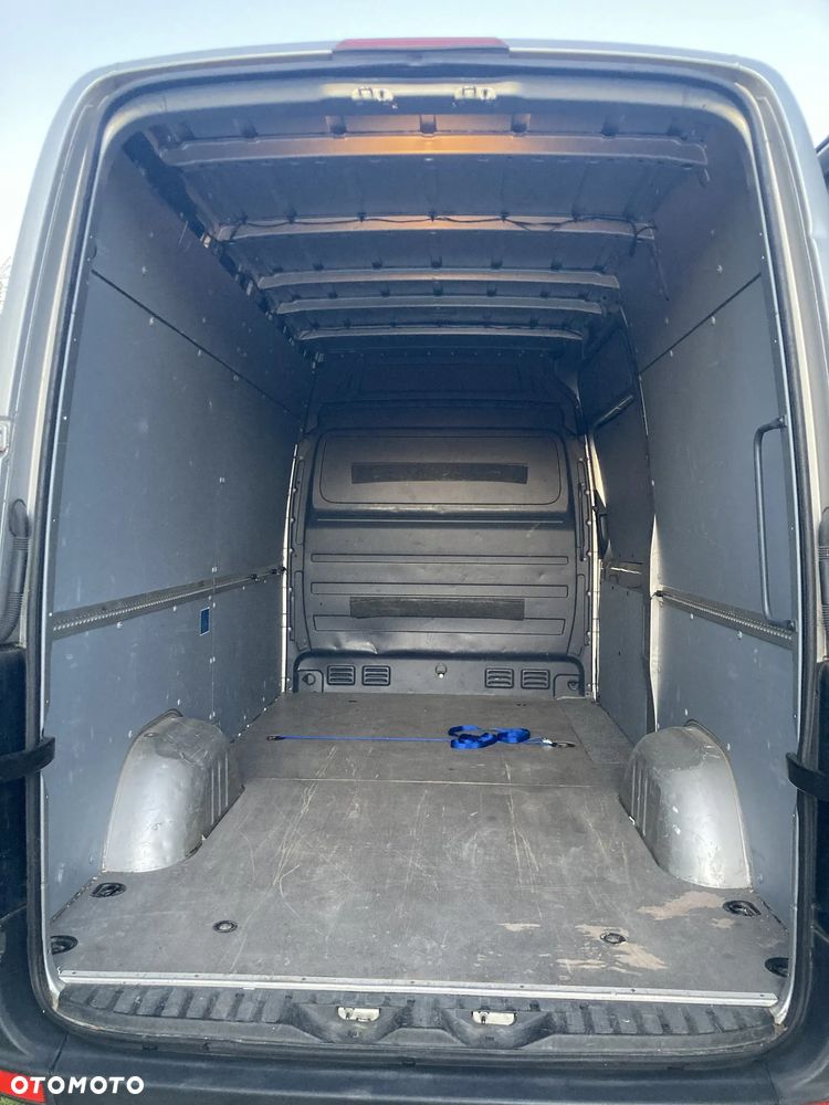 Mercedes-Benz Sprinter - 10