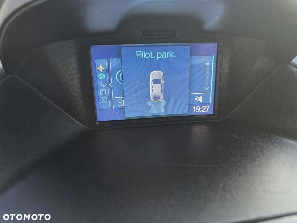 Ford Tourneo Courier - 18