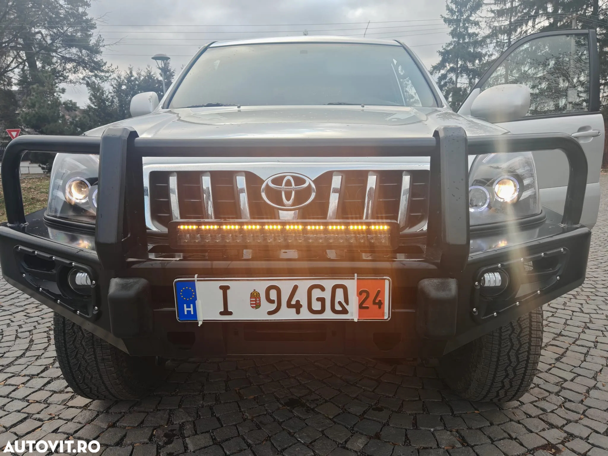 Toyota Land Cruiser 3.0 TD-4D Aut VX - 2