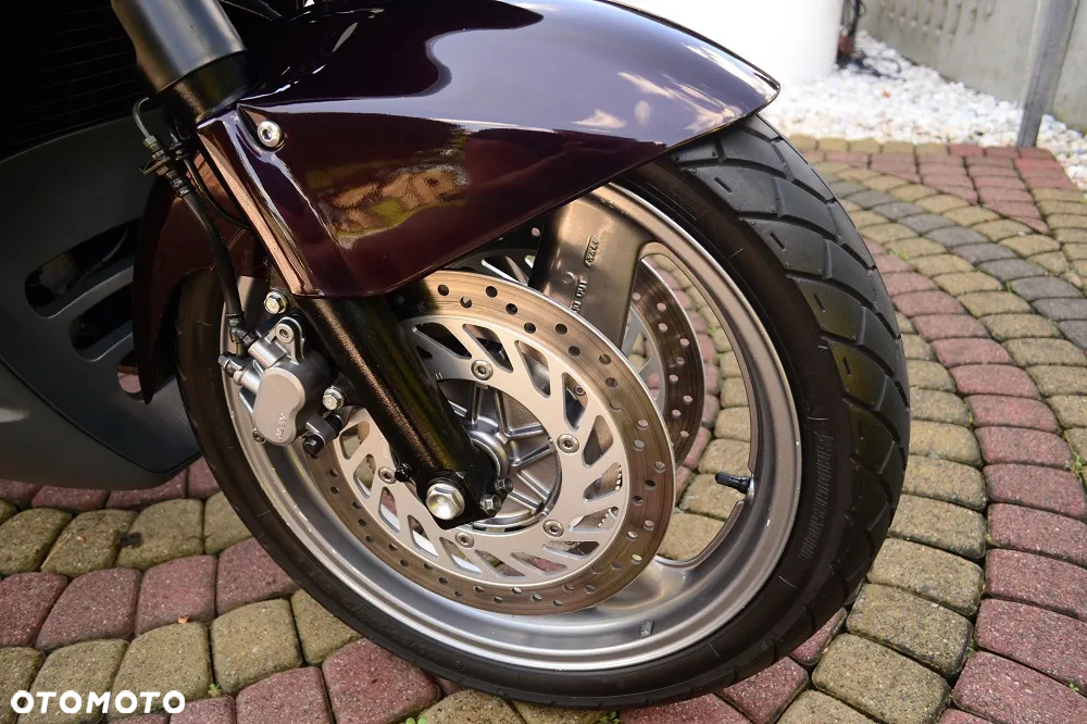 Honda ST - 8