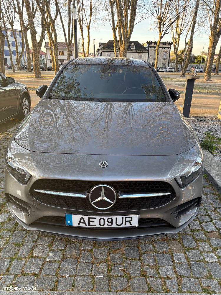Mercedes-Benz A 250 Limousine e AMG Line - 1