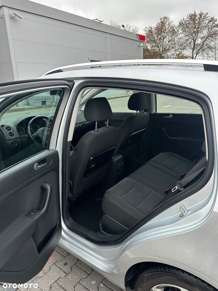 Volkswagen Golf Plus - 17