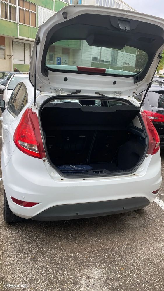 Ford Fiesta 1.6 TDCI ECOnetic - 5