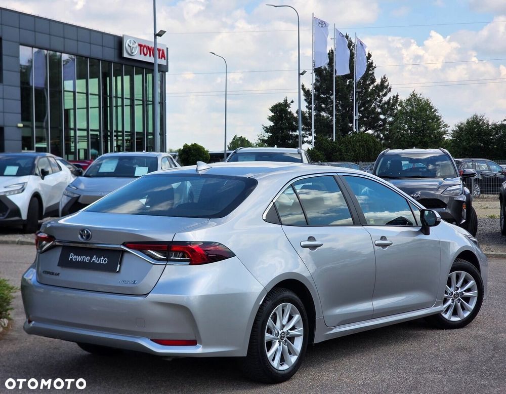 Toyota Corolla 1.8 Hybrid Comfort - 8