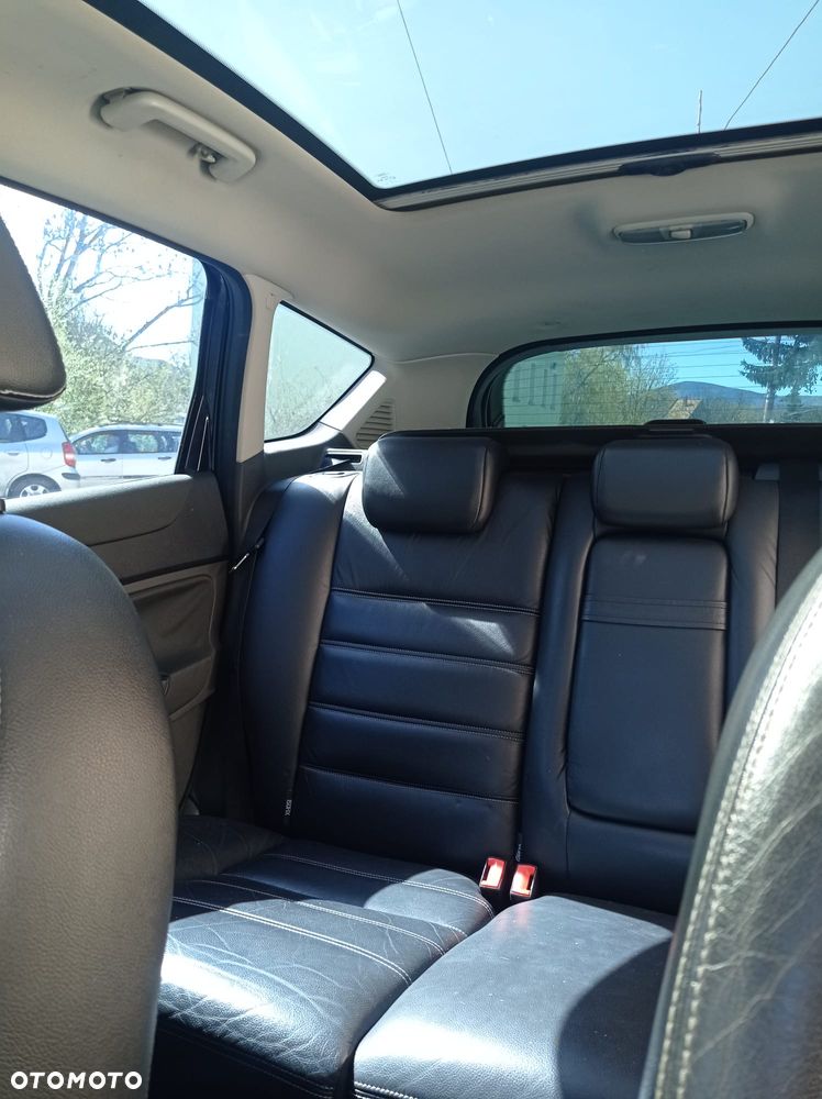 Ford Kuga 2.0 TDCi 4x4 Titanium - 9