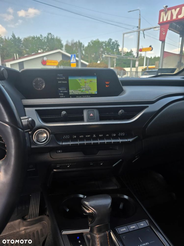 Lexus UX 200 GPF Business 2WD - 7