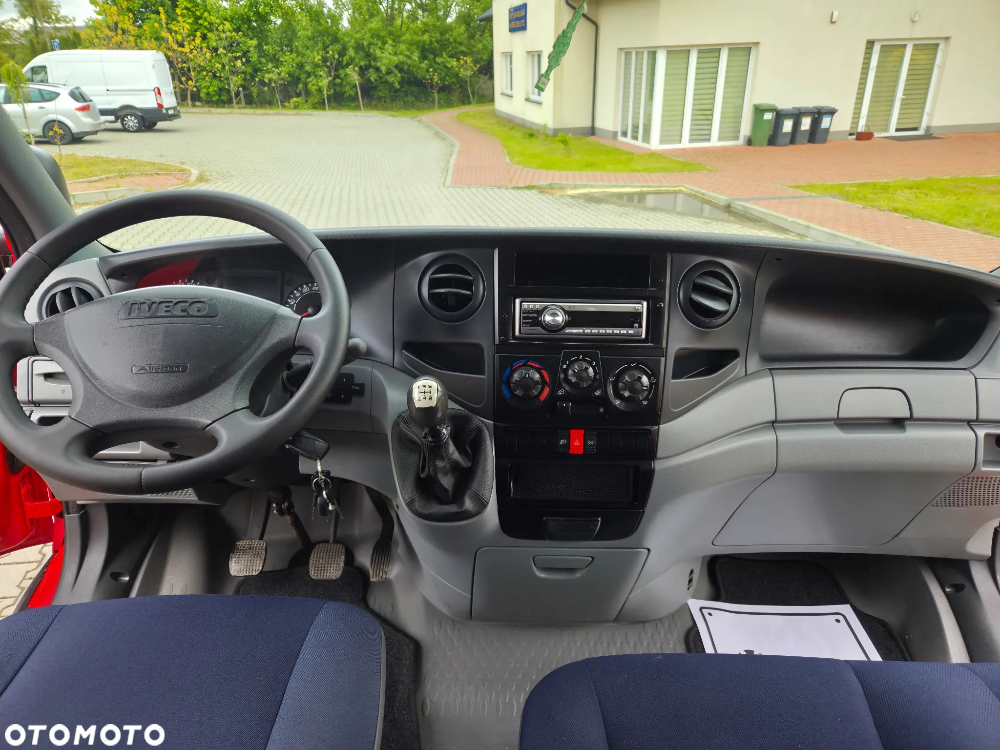 Iveco Daily 29L10 - 16