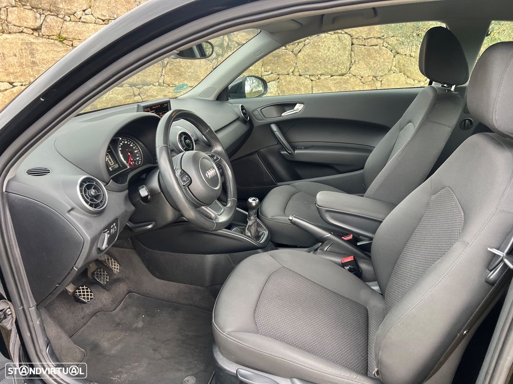 Audi A1 1.6 TDI S line edition - 9