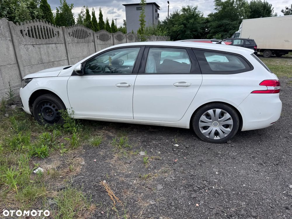 Peugeot 308 1.5 BlueHDi Active Pack Business S&S EAT8 - 2