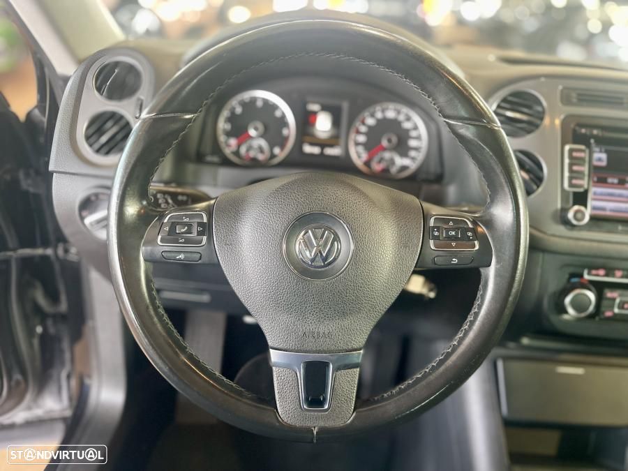 VW Tiguan 2.0 TDi Sport BlueMotion - 12