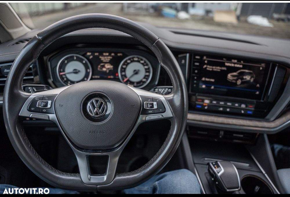Volkswagen Touareg V6 TDI Style - 9