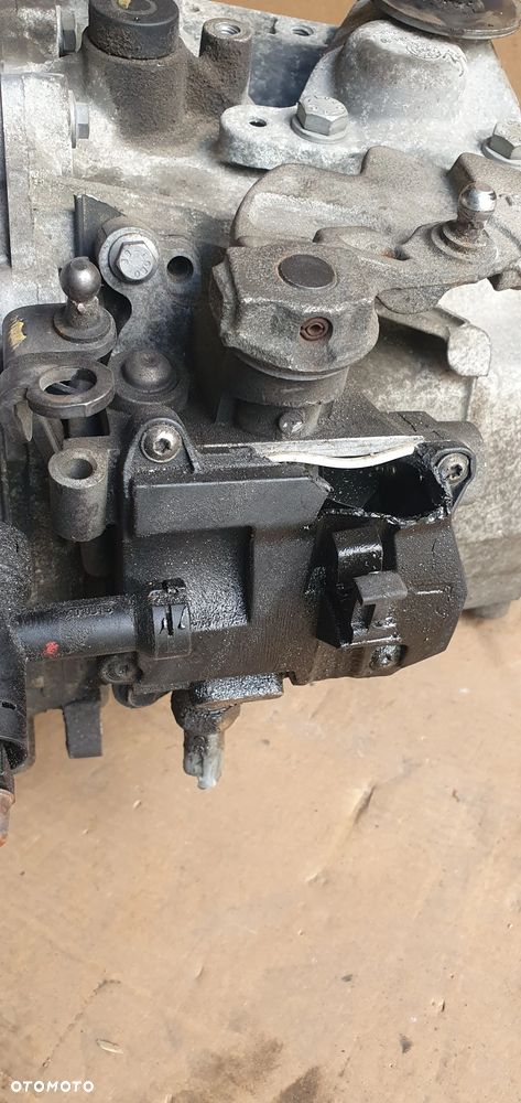 Skrzynia biegów manualna Peugeot 3008 1.6 THP 20EA04 - 6