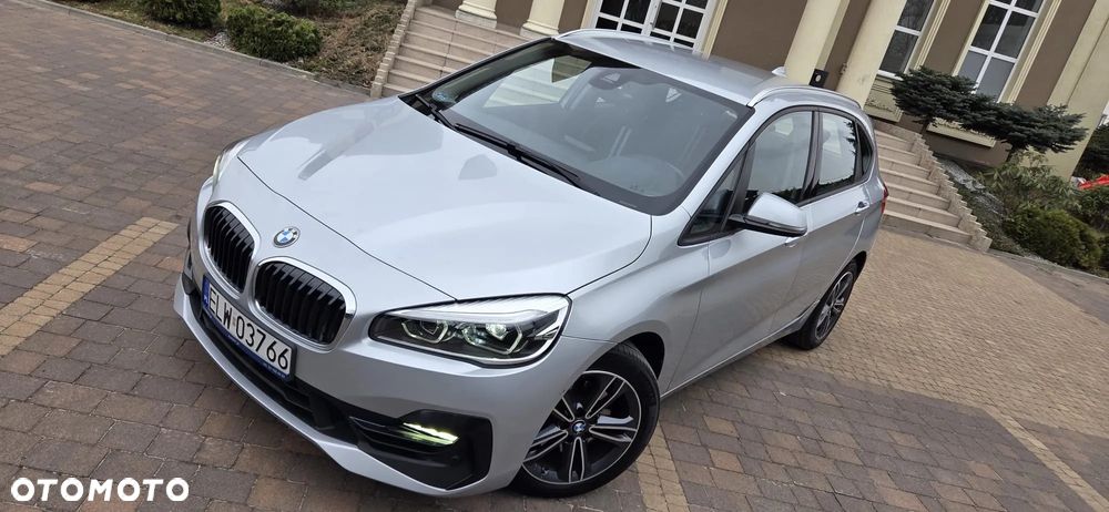 BMW Seria 2 220d xDrive - 9
