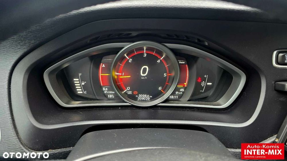Volvo V40 - 10