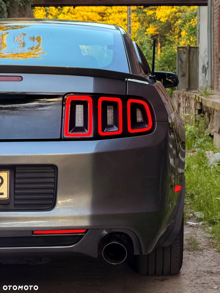 Ford Mustang 3.7 V6 Premium - 11