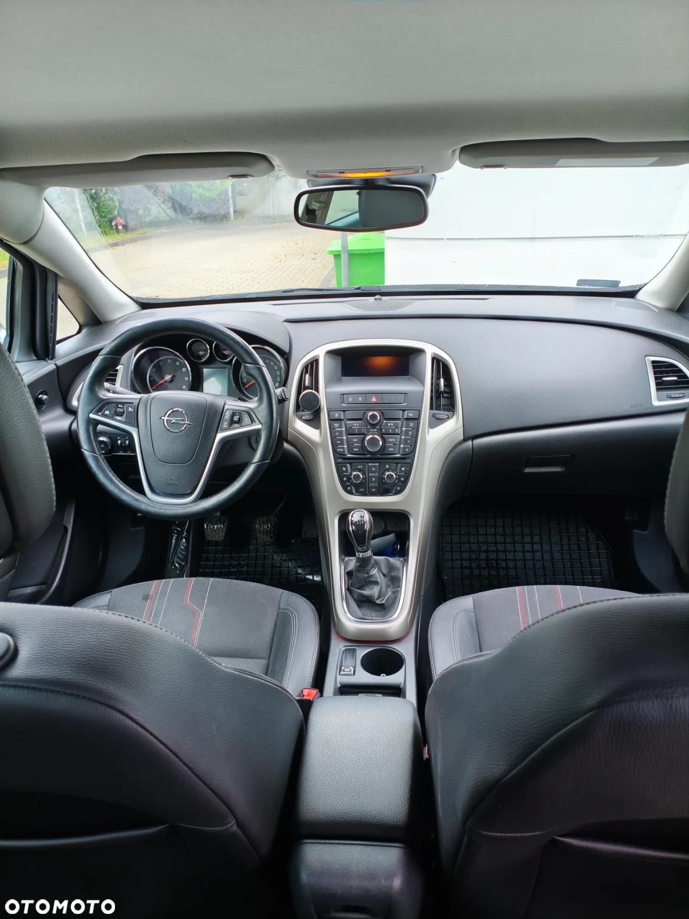 Opel Astra GTC 1.4 Turbo - 8