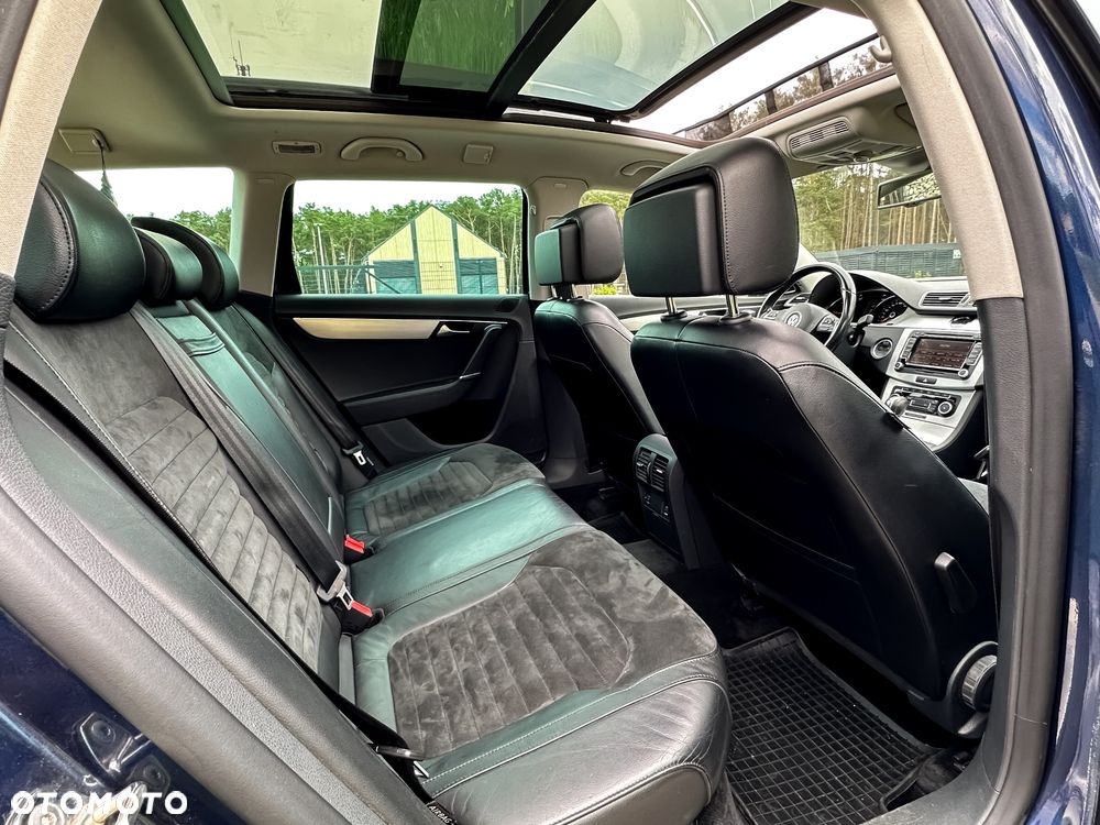 Volkswagen Passat 2.0 TDI Highline DSG - 30