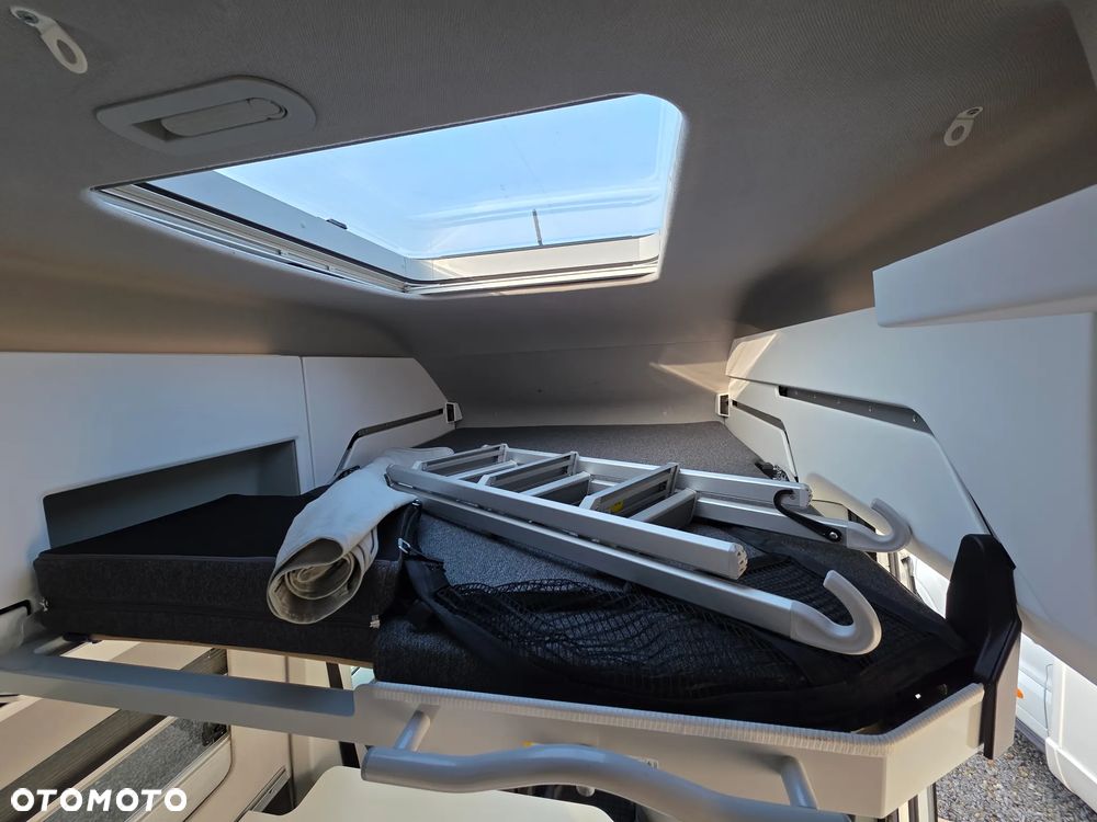 Volkswagen Grand California - 19