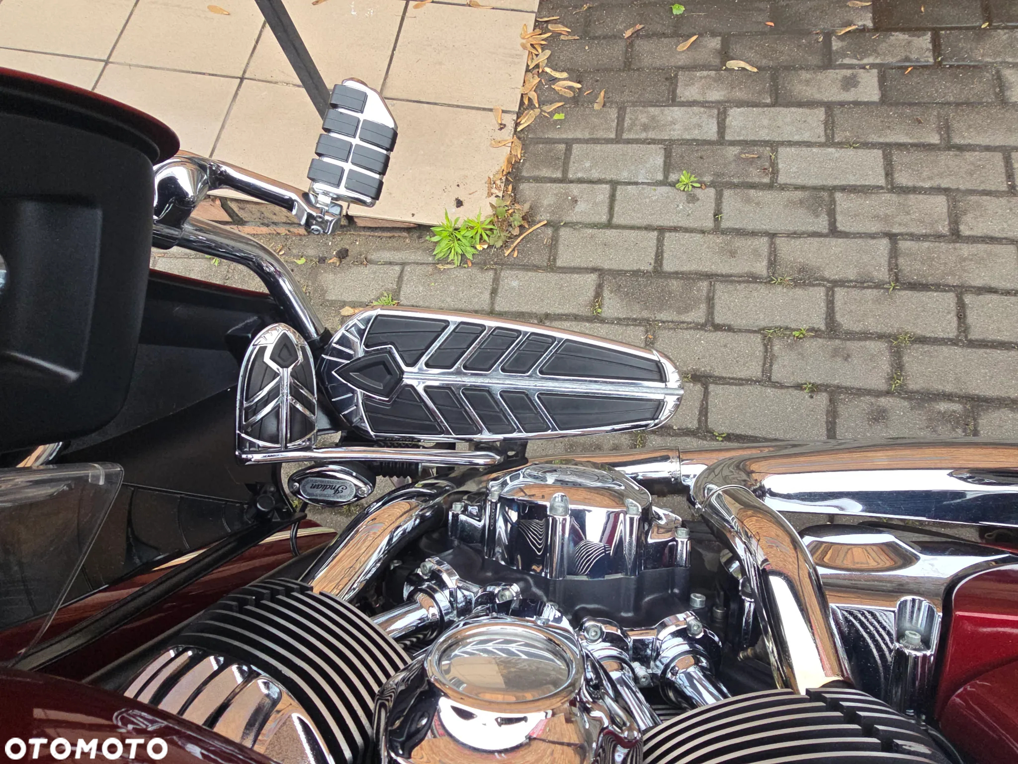 Indian Roadmaster - 9