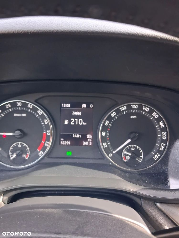 Skoda Octavia 2.0 TDI Ambition DSG - 11