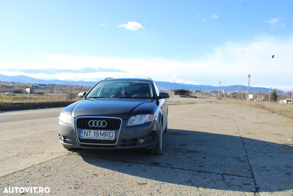 Audi A4 - 1
