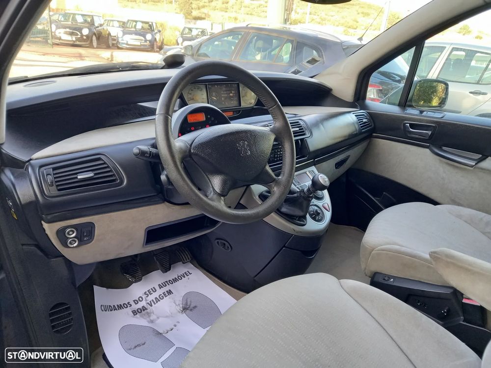Peugeot 807 2.0 HDi Navteq - 11