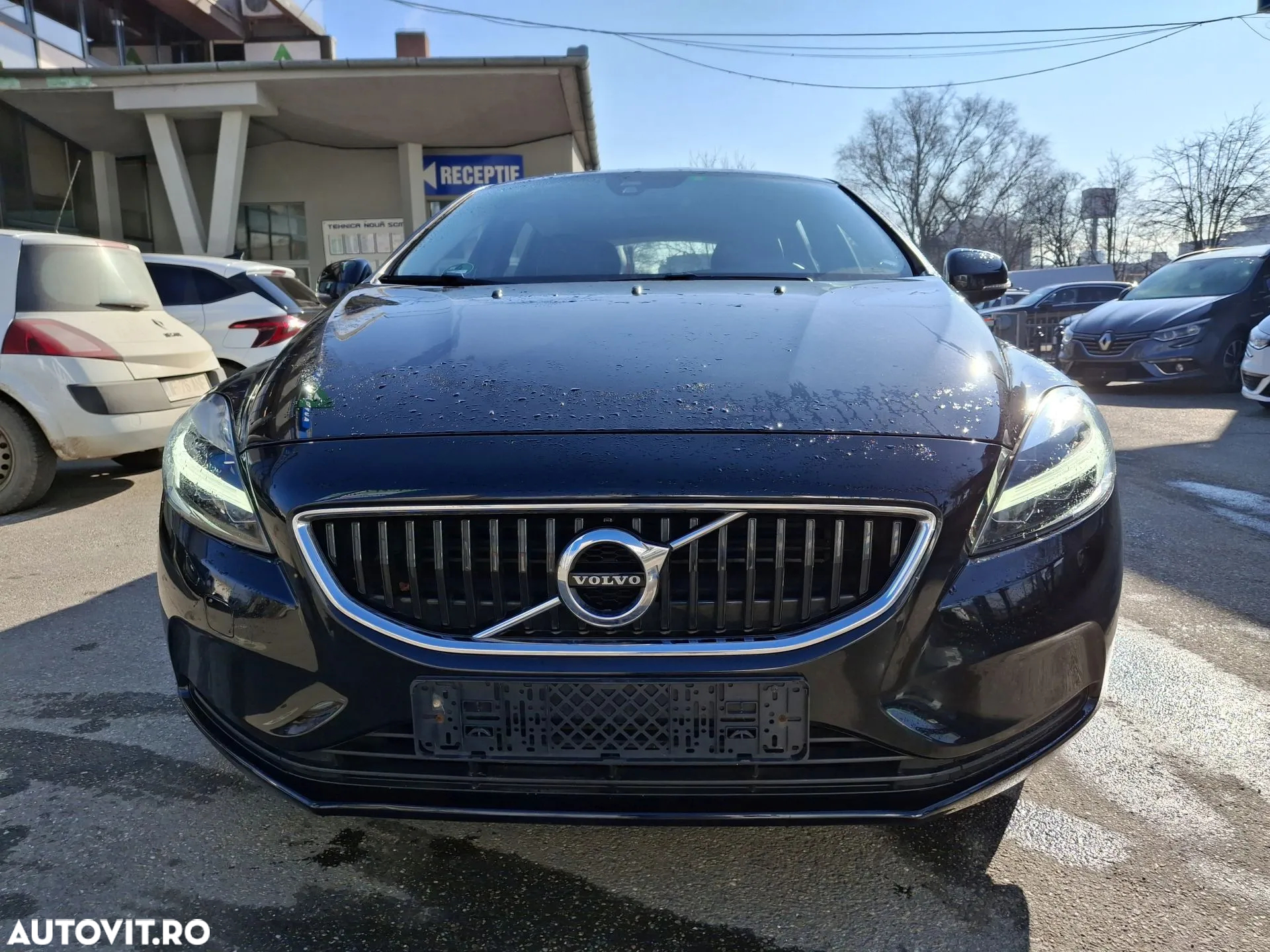 Volvo V40 - 2