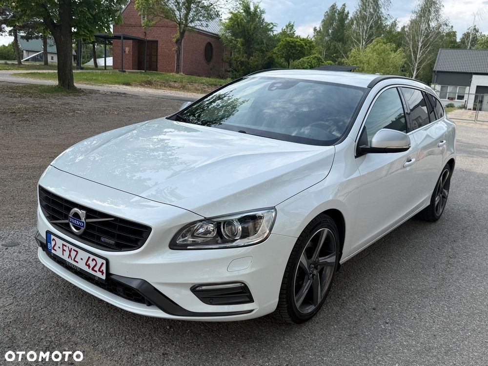 Volvo V60 D4 Drive-E R-Design Summum - 2