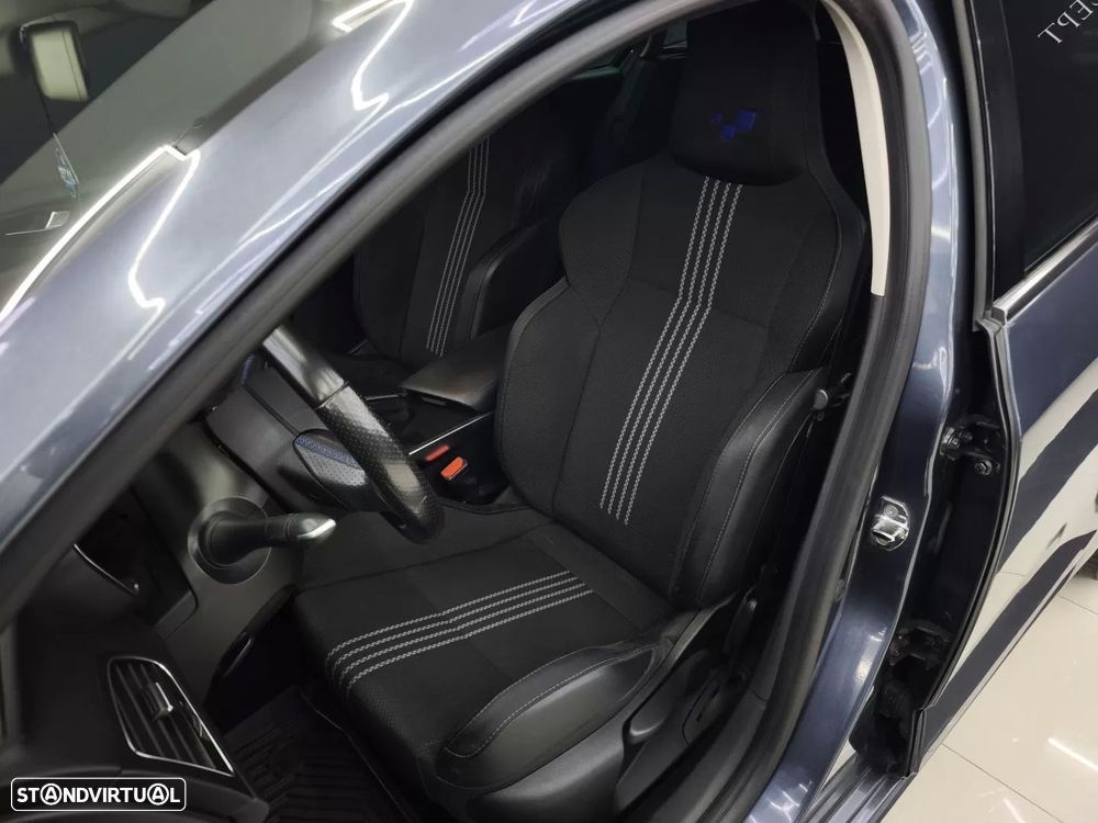 Renault Mégane Sport Tourer 1.5 dCi GT Line - 20