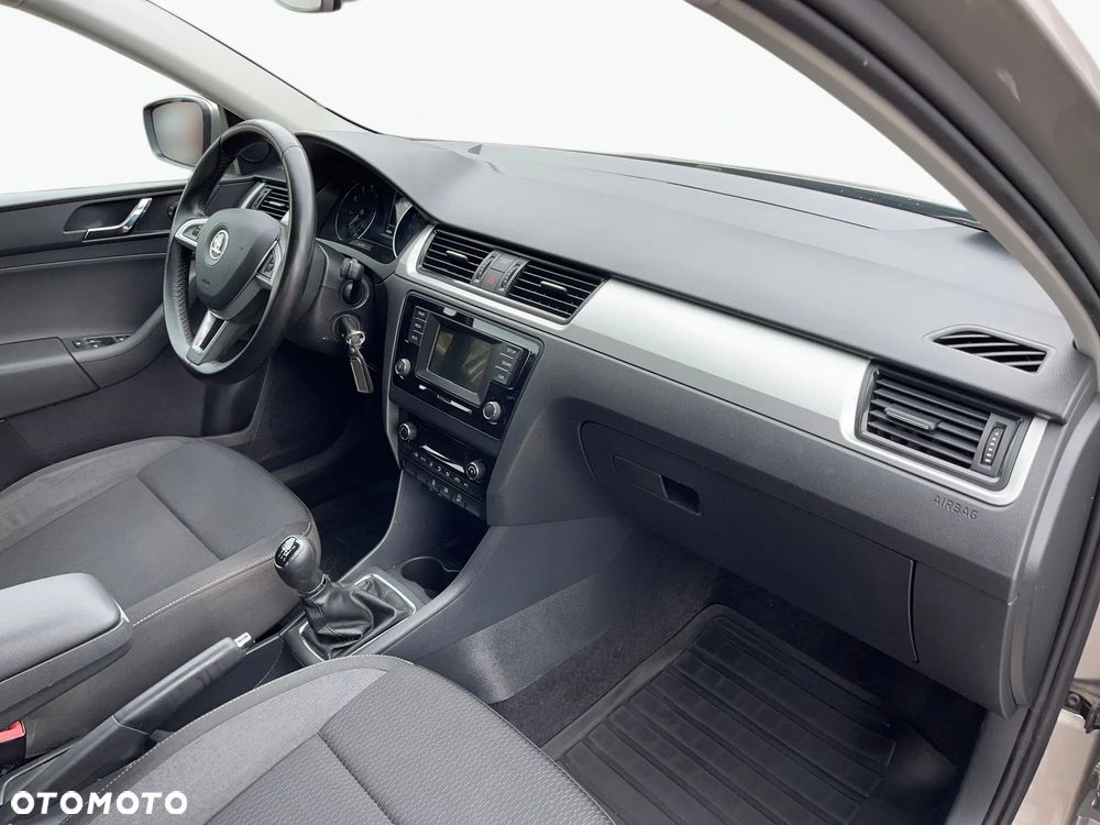 Skoda RAPID - 13
