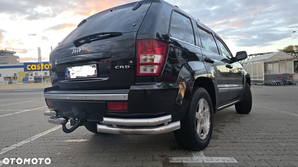 Jeep Grand Cherokee - 8