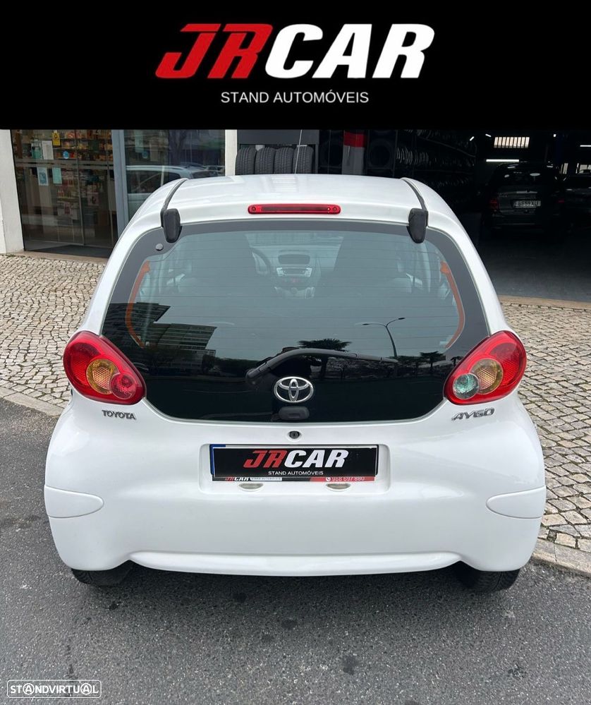 Toyota Aygo 1.0 + AC - 8