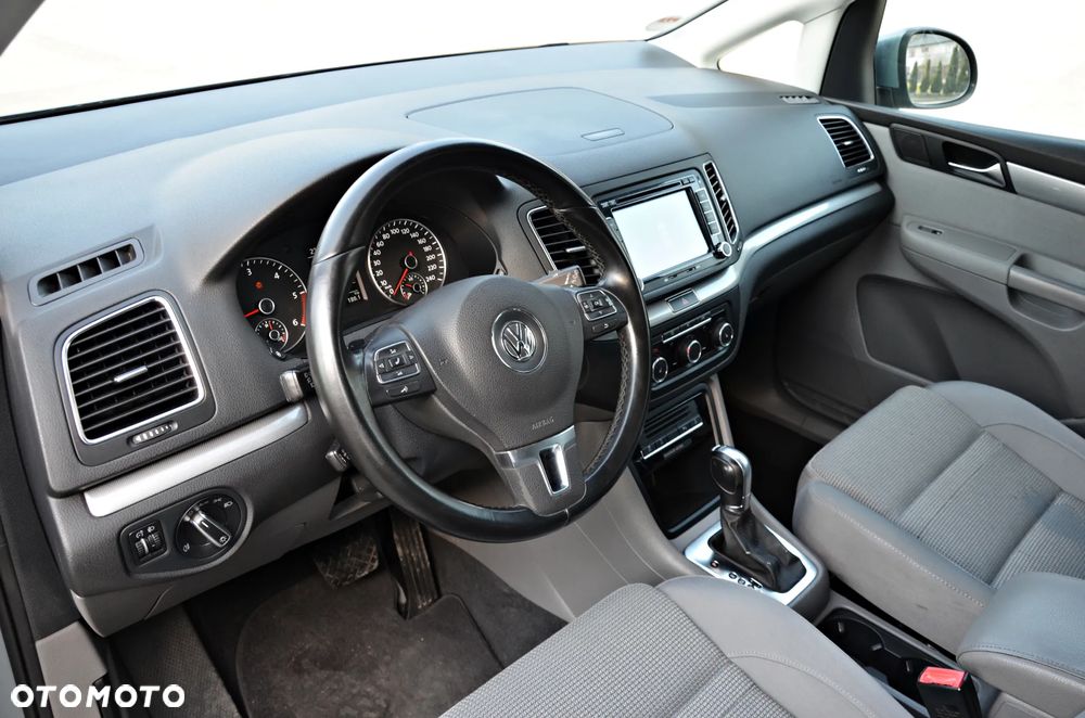 Volkswagen Sharan - 29
