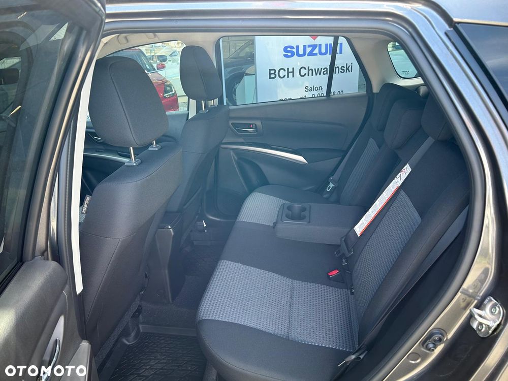 Suzuki SX4 S-Cross ver-1-4-shvs-premium-plus-sp-4wd - 12