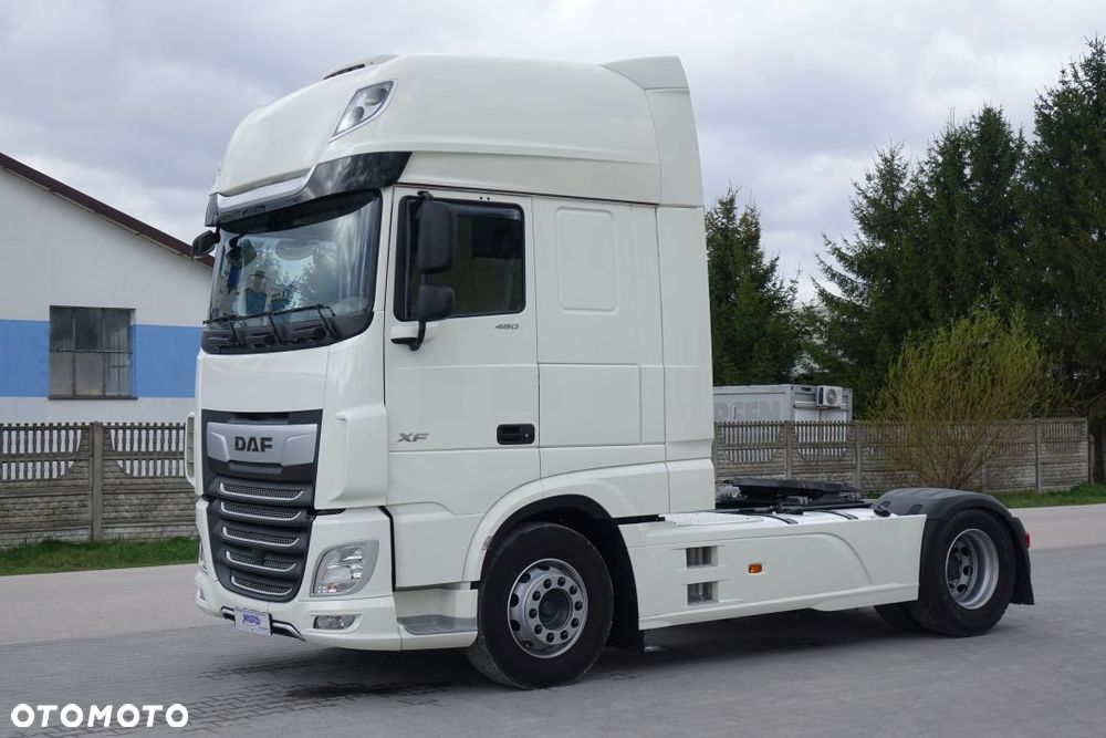 DAF XF 480 FT / SUPER SPACE CAB / STANDARD/ EURO 6 / AUTOMAT / INTARDER / KLIMATYZACJA POSTOJOWA / LODÓWKA / 2 ZBIORNIKI PALIWA - 2