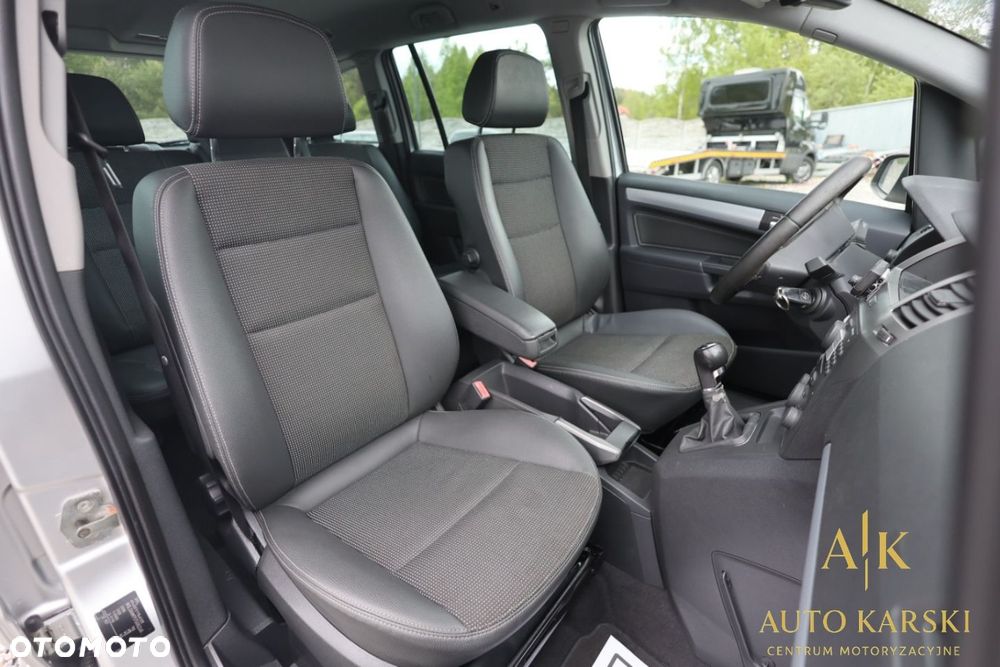 Opel Zafira - 34