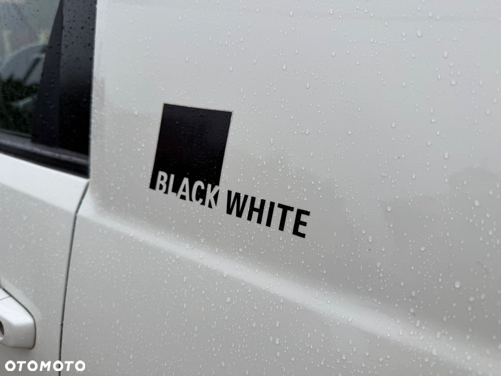 Suzuki Grand Vitara 1.6 Black&White - 18