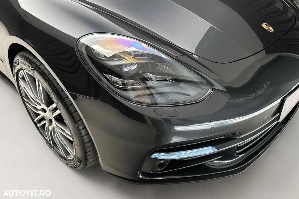 Porsche Panamera - 7