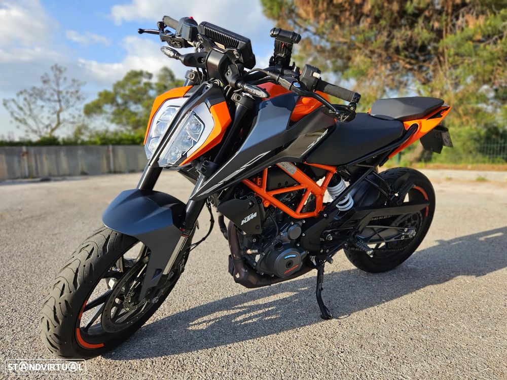 KTM Duke 390 - 19