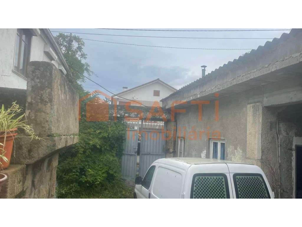 Casa antiga - Grande imagem: 3/17