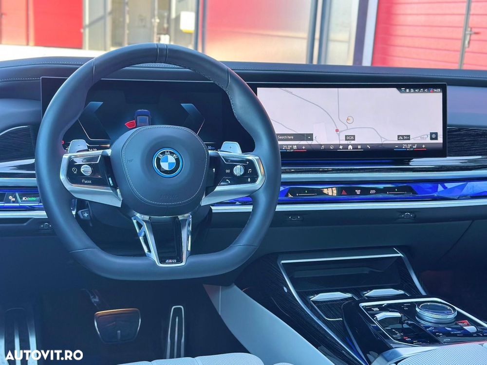 BMW Seria 7 750e xDrive - 14