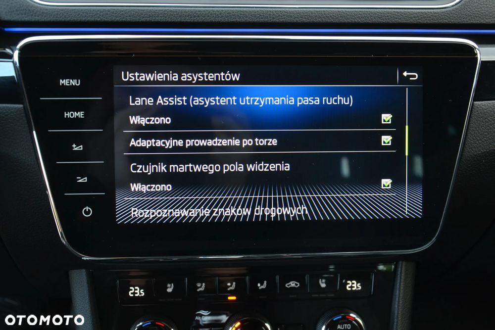 Skoda Superb Combi 2.0 TDI 4x4 DSG L&K - 26