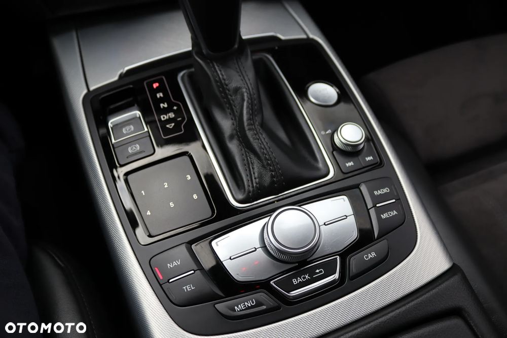 Audi A6 Avant 3.0 TDI quattro S tronic - 25