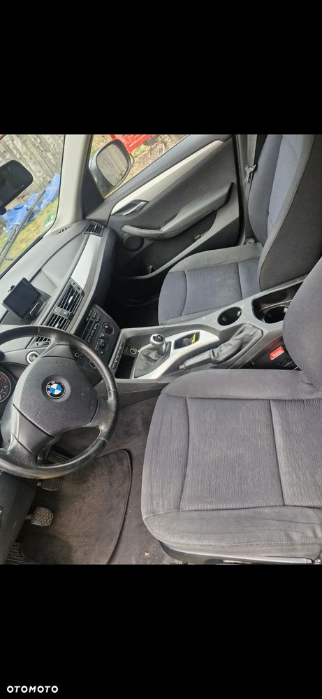 BMW X1 sDrive18d - 10