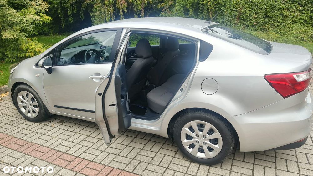 Kia Rio 1.4 M - 5
