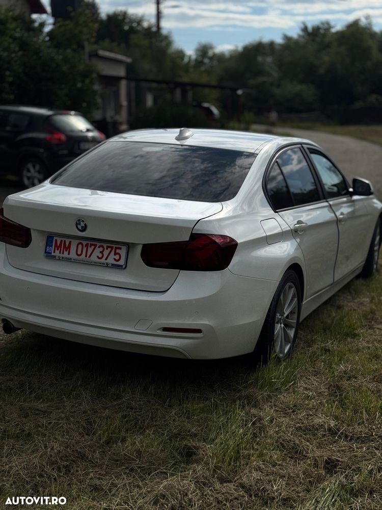 BMW Seria 3 320i AT - 8